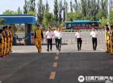 汽车行业专家莅临我校讲学，点亮未来前程