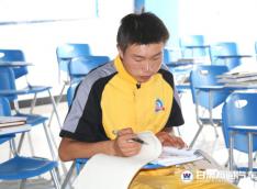 新生故事----人生不能像一潭死水一样一成不变