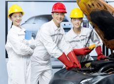 4月车市变天了！销量前十仅1款油车，新能源维修人才缺口80万，现在学还来得及